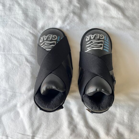 4 PC. Set of Tiger Schulmann Shin Guards / In-Steps Youth-Sized MMA Gear - Picture 5 of 8